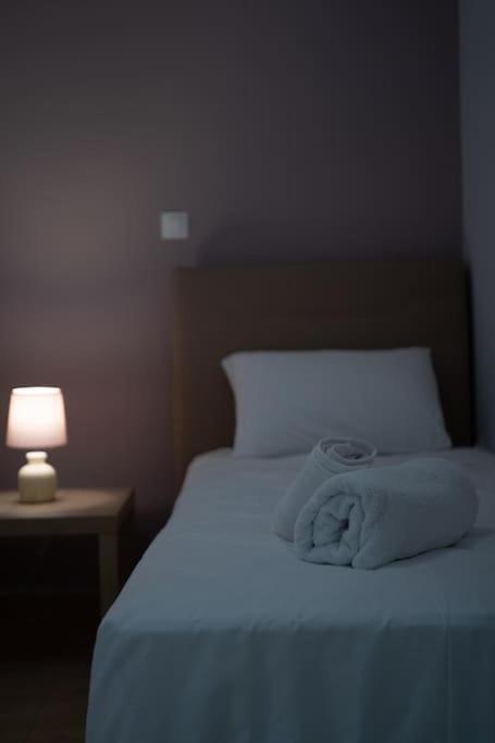 Metaxourgio 2Nd Floor Apartment Athens Luaran gambar
