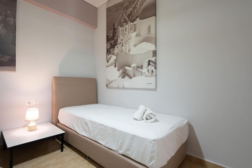 Metaxourgio 2Nd Floor Apartment Athens Luaran gambar