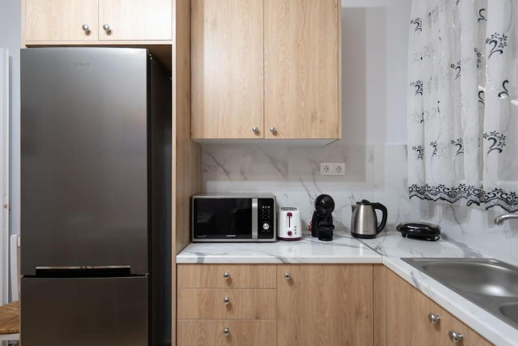 Metaxourgio 2Nd Floor Apartment Athens Luaran gambar