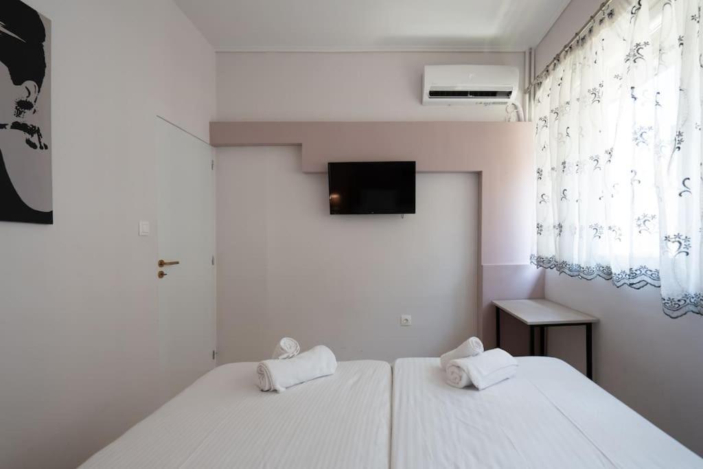 Metaxourgio 2Nd Floor Apartment Athens Luaran gambar