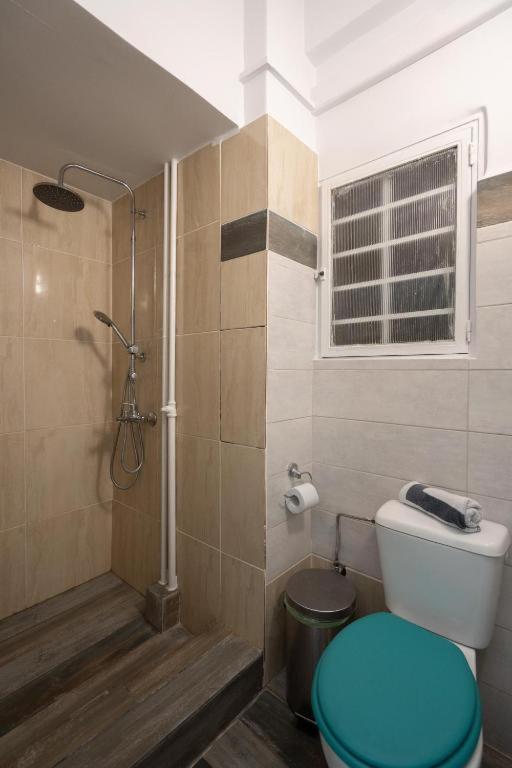 Metaxourgio 2Nd Floor Apartment Athens Luaran gambar
