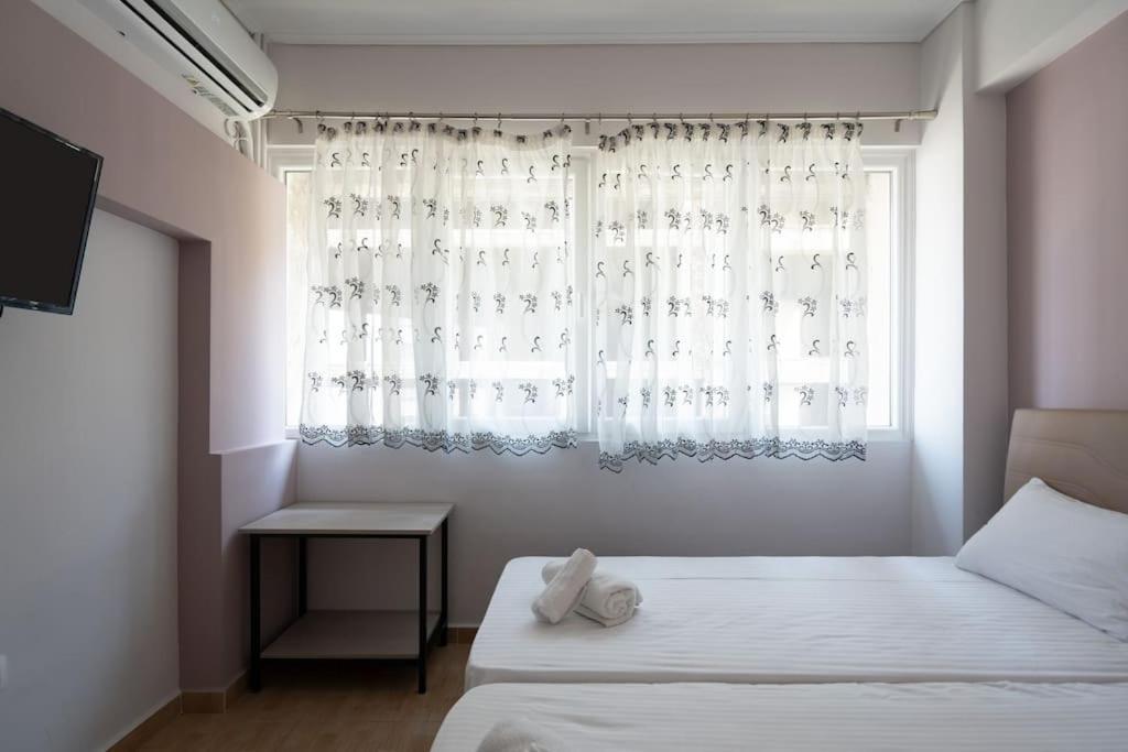 Metaxourgio 2Nd Floor Apartment Athens Luaran gambar