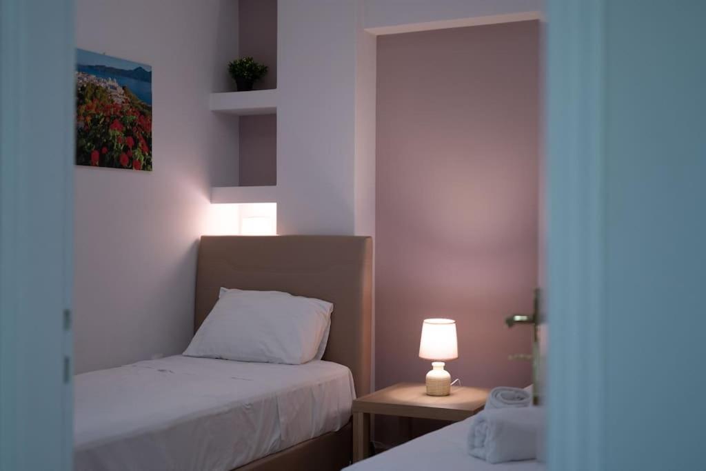 Metaxourgio 2Nd Floor Apartment Athens Luaran gambar