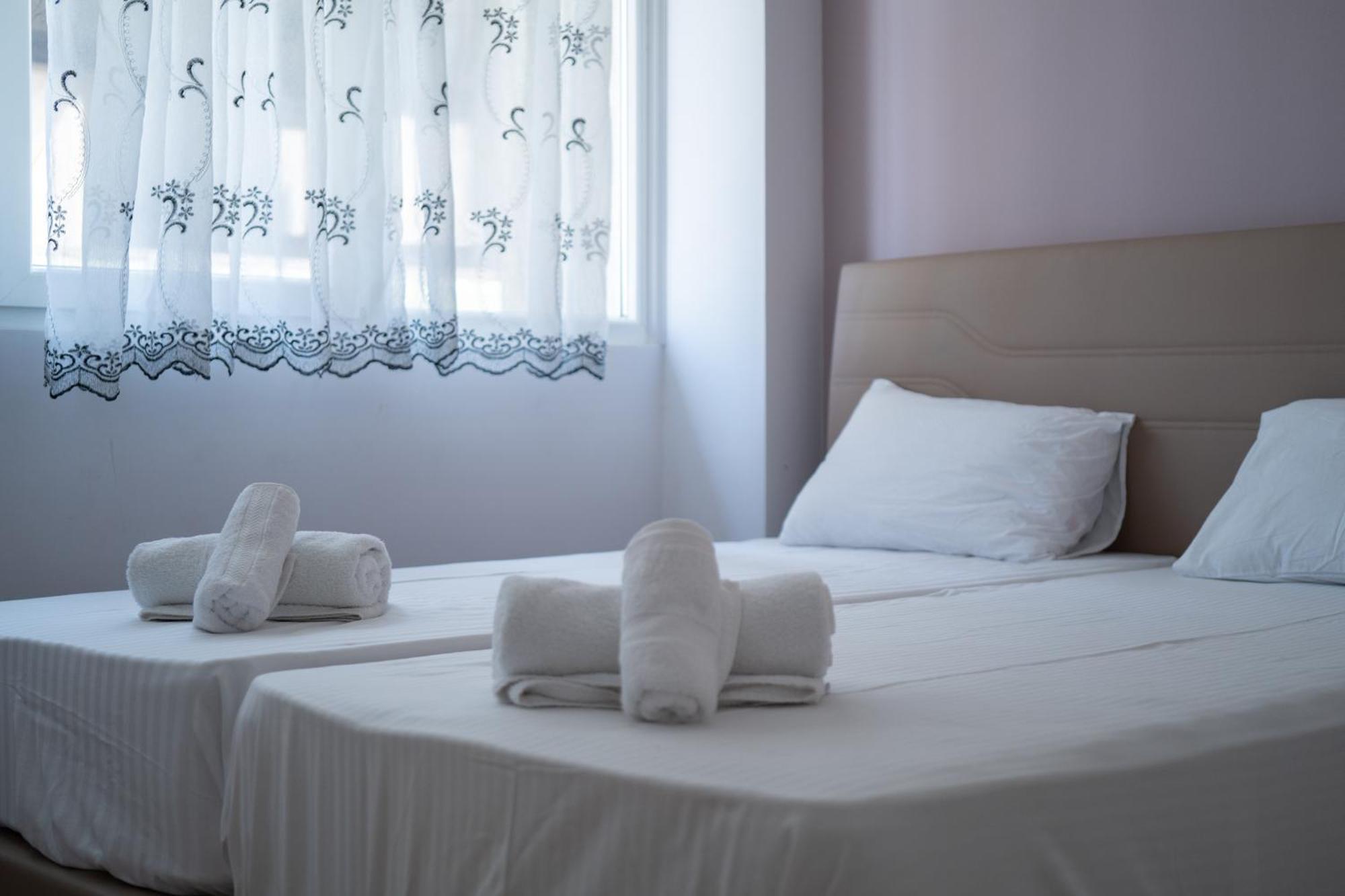 Metaxourgio 2Nd Floor Apartment Athens Luaran gambar